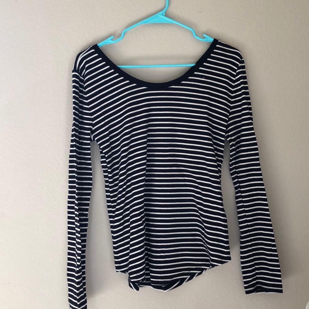 M Striped Loft Scoop Neck Long Sleeve Shirt